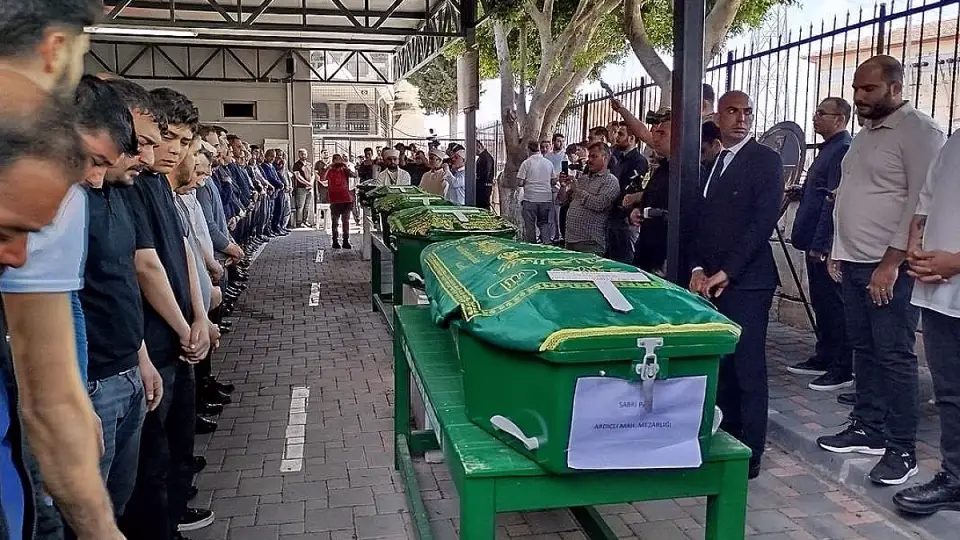 Mersin'deki Cinayetlerin Şüphelisi, Yakalanacağını Anlayınca İntihar Etti