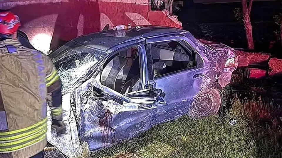 Muş'ta Trafik Kazası: 4 Kız Kardeş Yaralandı, 1 Kişi Hayatını Kaybetti