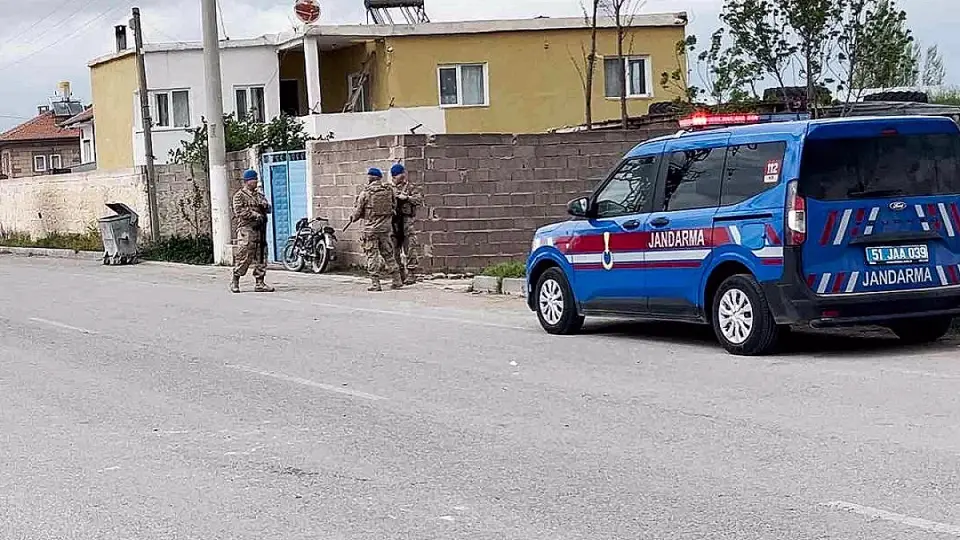 Niğde'de Husumetli Ailelerin Kavgası Kanlı Bitti: 1 Kişi Hayatını Kaybetti