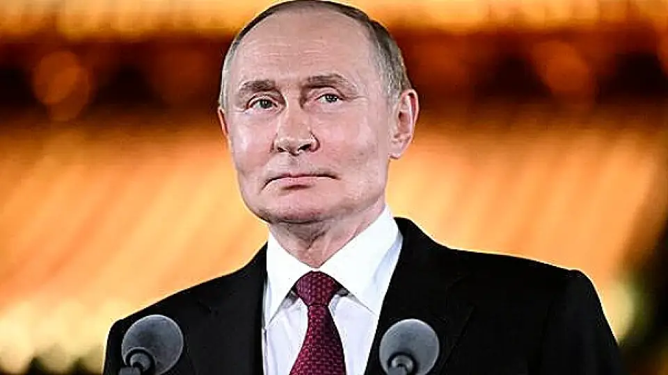 Rusya Devlet Başkanı Putin'in Çin Ziyareti Öncesi Tiananmen Meydanı'nda Hazırlıklar Tamamlandı