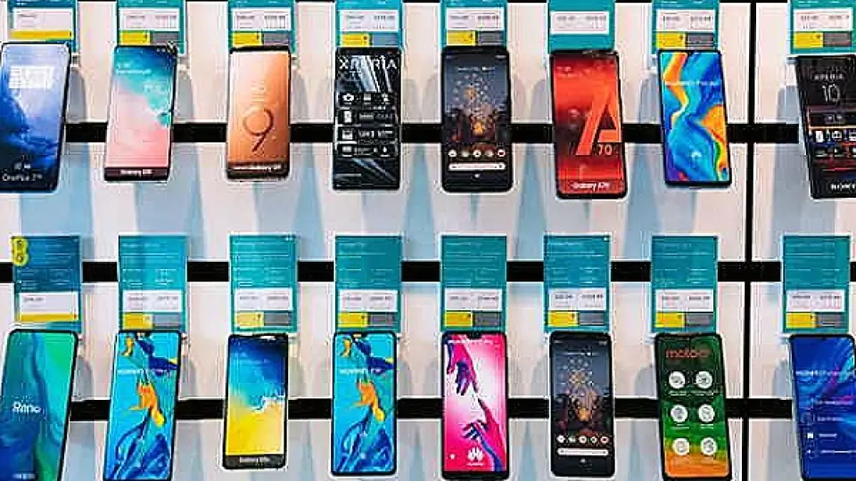Sektör Temsilcileri Uyardı: Akıllı Telefon Fiyatlarında Yıl Sonuna Doğru Artış Bekleniyor