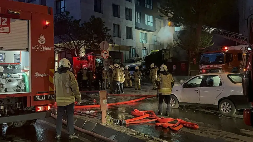 Şişli'de İş Yerinde Çıkan Yangın Söndürüldü