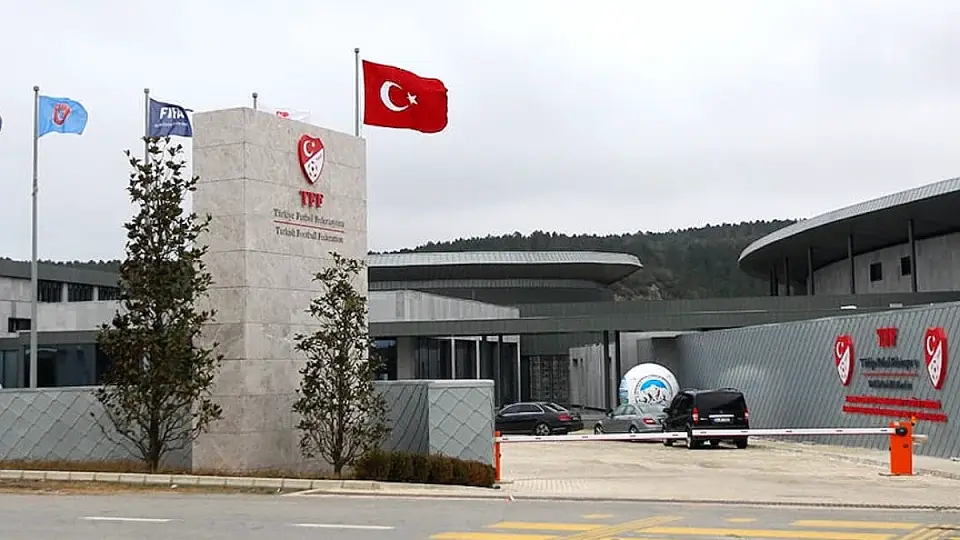 Türkiye Futbol Federasyonu Ligleri Tescil Etti, 3 Takım Küme Düştü