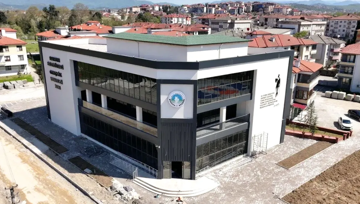 Bartın Gençlik Merkezi İnşaatı Yüzde 90 Tamamlandı