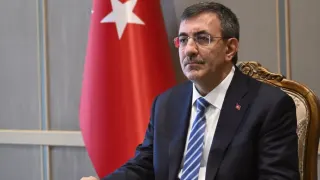 Cumhurbaşkanı Yardımcısı Yılmaz'dan Helikopter Kazasına İlişkin Geçmiş Olsun Mesajı