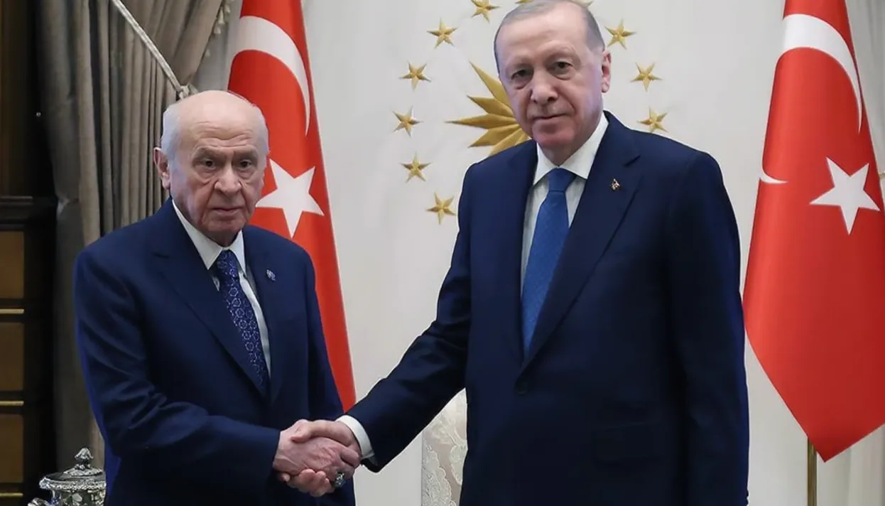 Erdoğan ve Bahçeli Beştepe'de Görüştü