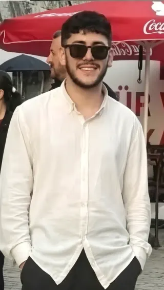 Konserde denize giren genç hayatını kaybetti