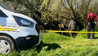 Kütahya'da Çay Kenarında Bir Erkek Cesedi Bulundu