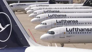 Lufthansa, İran Savaşının Etkisiyle 20 Bin Uçuşunu İptal Etti