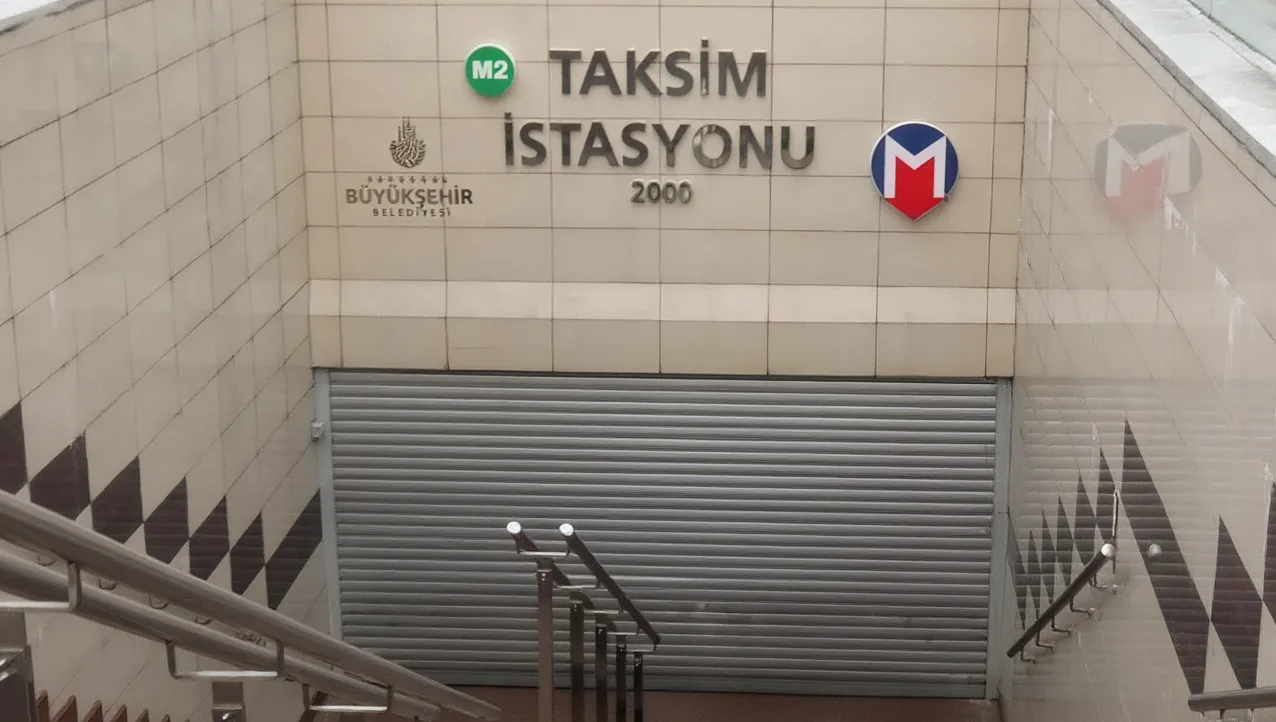 M2 Taksim Metro İstasyonu ve F1 Füniküler Hattı Ulaşıma Kapatıldı
