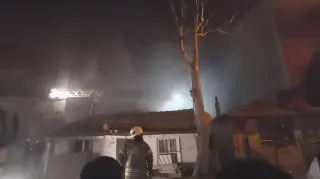 Silivri'de Gecekonduda Yangın: İtfaiye Ekipleri Müdahale Etti
