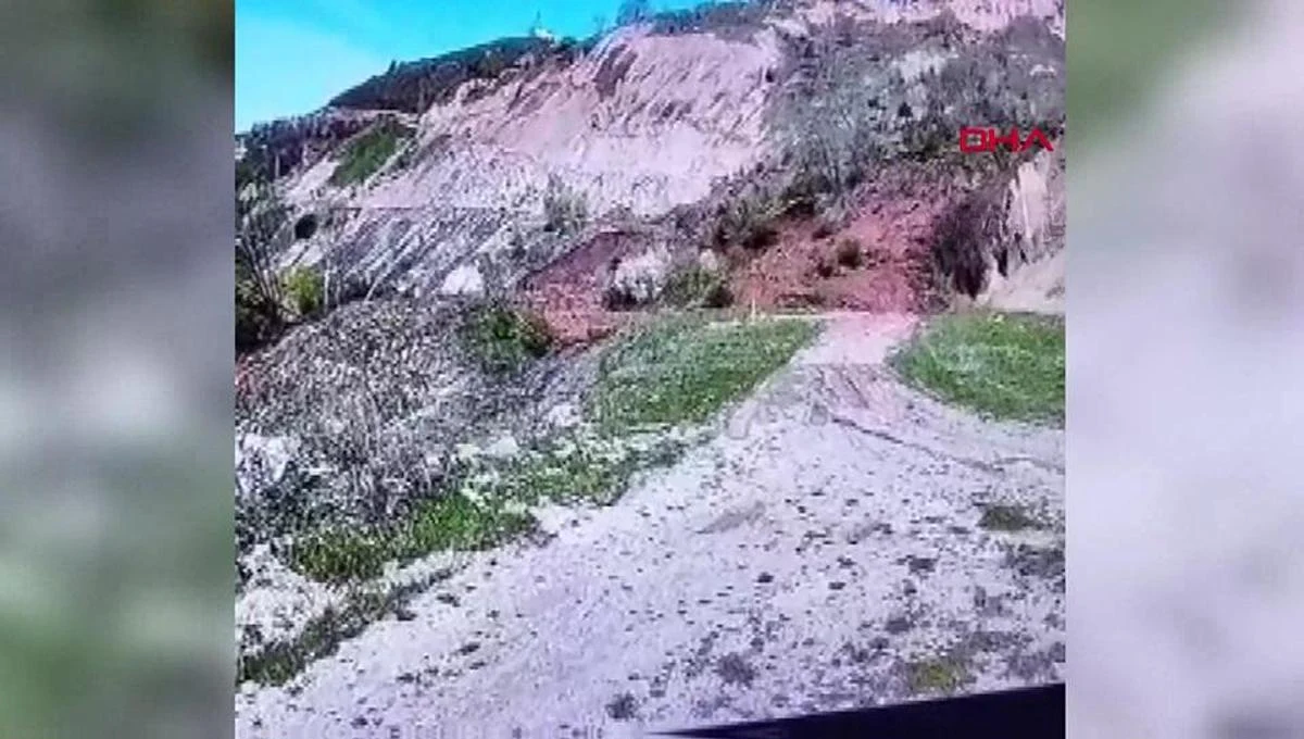 Tokat'ta Heyelan Anı Kameraya Yansıdı: Toprak Kayması Kaydedildi