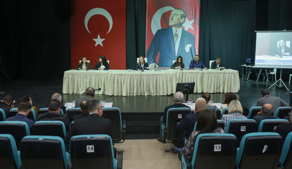 Konak Belediye Başkanı Nilüfer Çınarlı Mutlu: Geri adım atmıyorum, mücadeleye devam edeceğim
