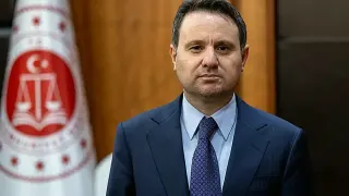 33 ilde yasa dışı bahis operasyonu: 8,7 milyar TL'lik suç geliri ele geçirildi