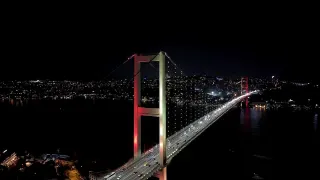 Galatasaray'ın 26. Şampiyonluğu Köprüde Kutlandı