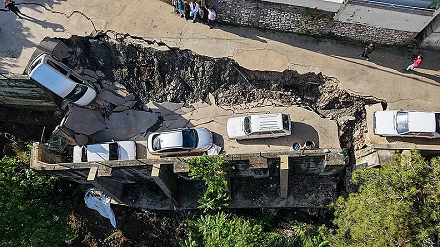 Hatay'da Sel Felaketi: 3 Ölü, 2 Kayıp Var