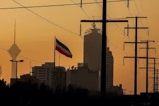 İran'da Enerji Krizi: Tarihin En Büyük Kesintisi Uyarısı