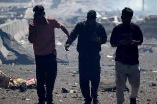 İran'ın Çabahar kentinde patlama sesi paniğe yol açtı