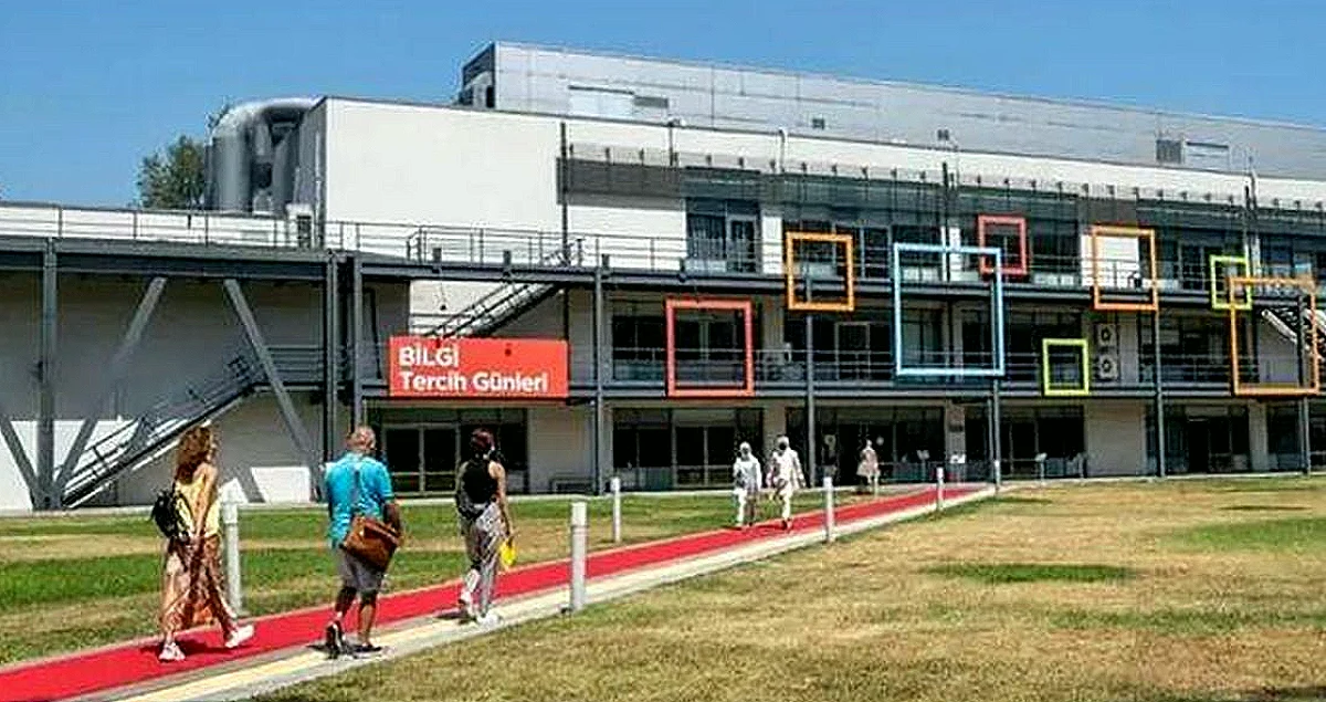 İstanbul Bilgi Üniversitesi'nin Faaliyetlerine Son Verildi