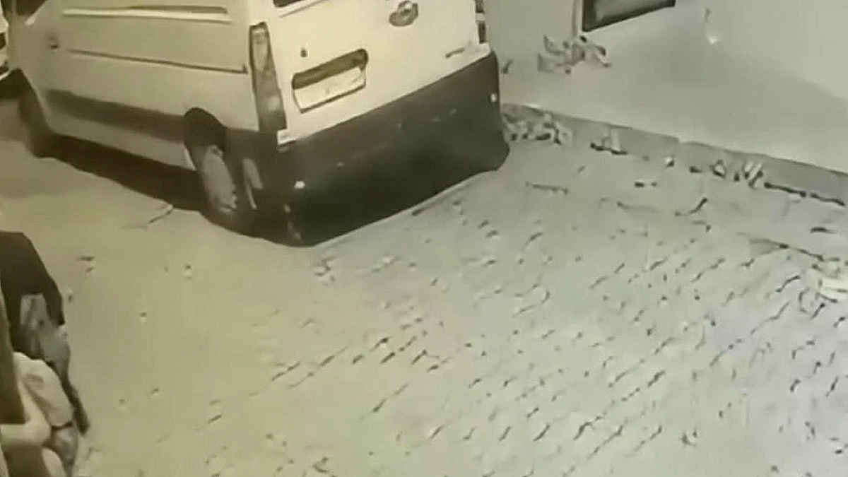 Kağıthane'de 8 Yaşındaki Çocuk Elektrik Akımına Kapıldı