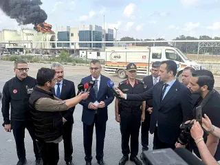 Mersin'de Yangın: Vali Toros Önceliğin Sıçramayı Önlemek Olduğunu Belirtti