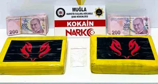 Muğla'da 2 Kilo Kokain ve Suçtan Elde Edildiği Değerlendirilen Para Ele Geçirildi