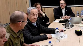 Netanyahu, Lübnan ve İran'dan Gelen İHA Tehditlerini Görüşmek Üzere Güvenlik Toplantısı Düzenledi