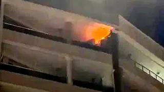 Siirt'te Şampiyonluk Kutlamasında Havai Fişek Kombiyi Tutuşturdu