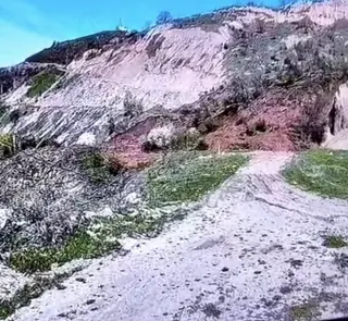 Tokat'ta Toprak Kayması Güvenlik Kamerasına Yansıdı